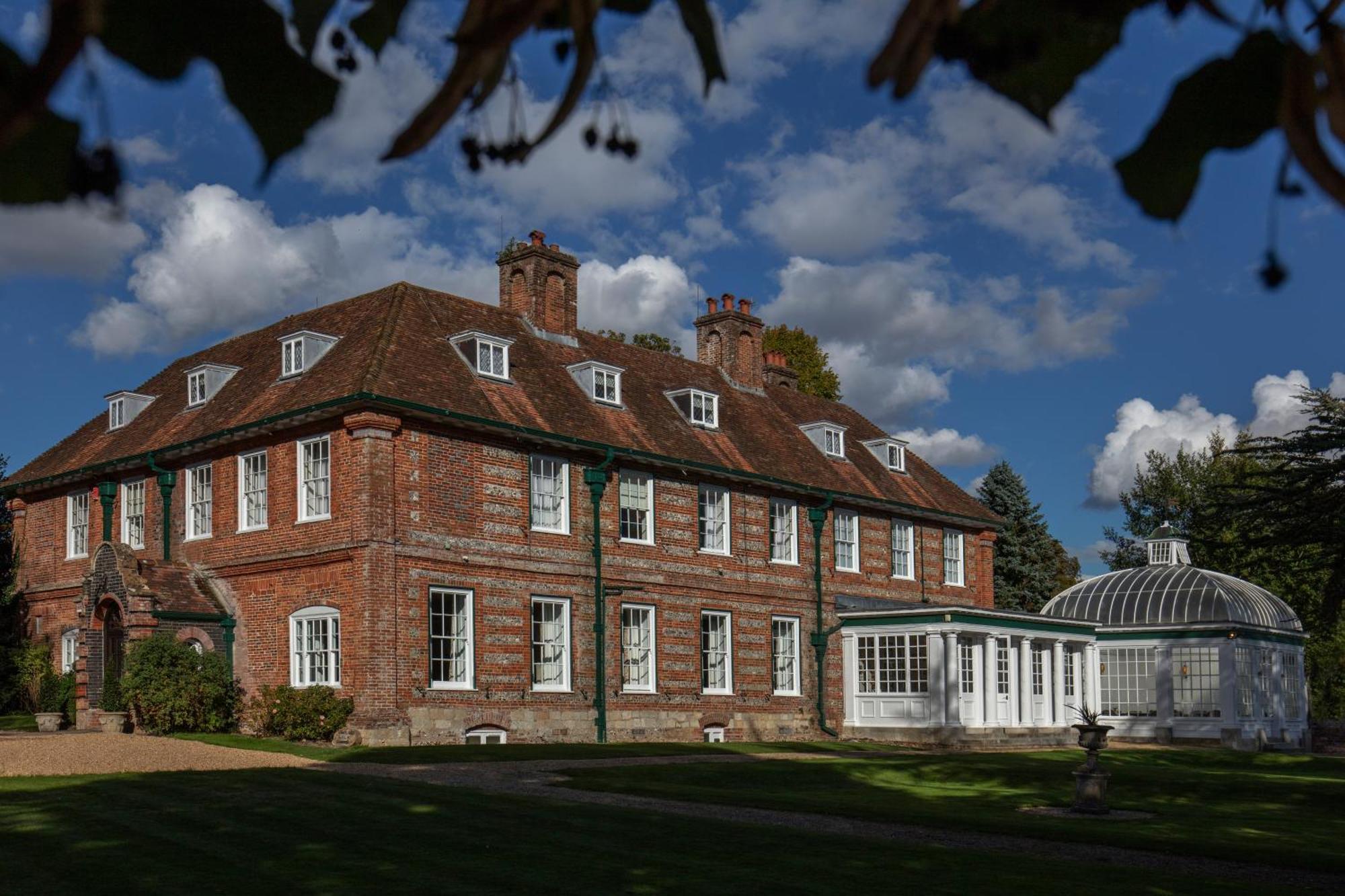 Norton Park Hotel, Spa & Manor House - Winchester Sutton Scotney Exterior photo